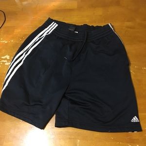 Men’s medium athletic shorts